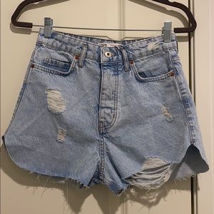 Zara Light Wash Jean Shorts